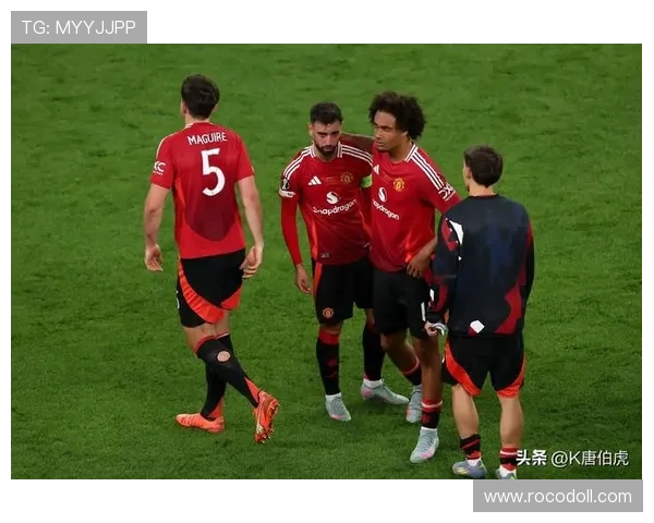 曼联防守体系漏洞频出,球队近期战绩稳定性受到检验 曼联防守体系漏洞频出,球队近期战绩稳定性受到检验