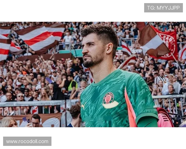 多特蒙德再遭失利,体系问题显现,稳定性面临考验 多特蒙德再遭失利,体系问题显现,稳定性面临考验