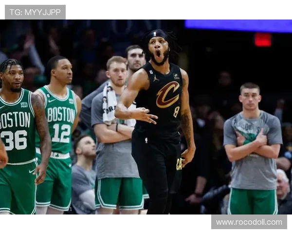 格兰特·威廉姆斯无球跑动制造空间，3D属性成绿军战术关键